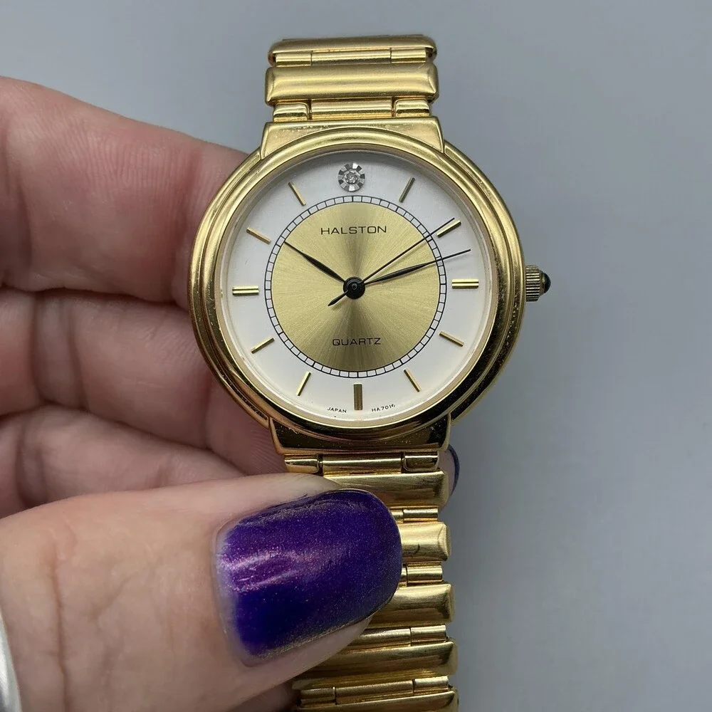 Vintage Halston Womens Watch 32mm Gold Tone White Dial Bracelet New Battery 8.5